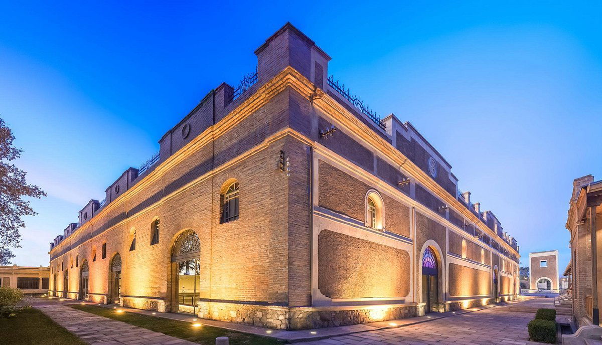 Bodega Los Toneles winery in Godoy Cruz, Argentina