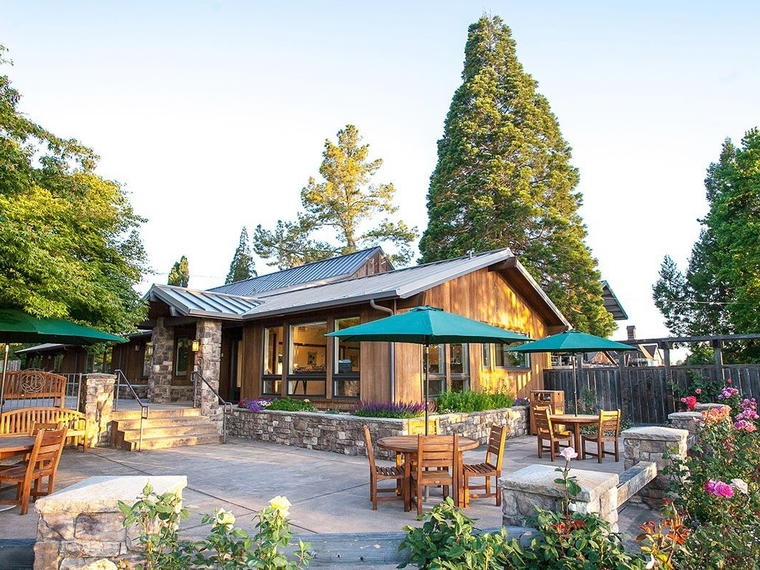 Rochioli Vineyards & Winery, Healdsburg, United States