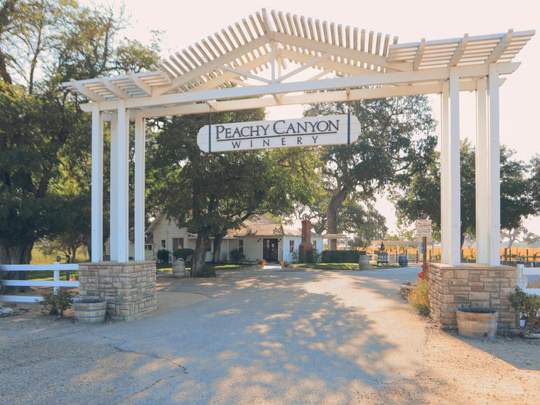 Peachy Canyon Winery, Paso Robles, United States
