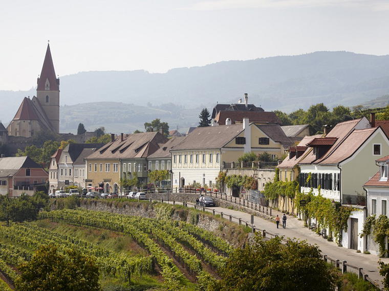 Weingut Jäger, Weißenkirchen, Austria