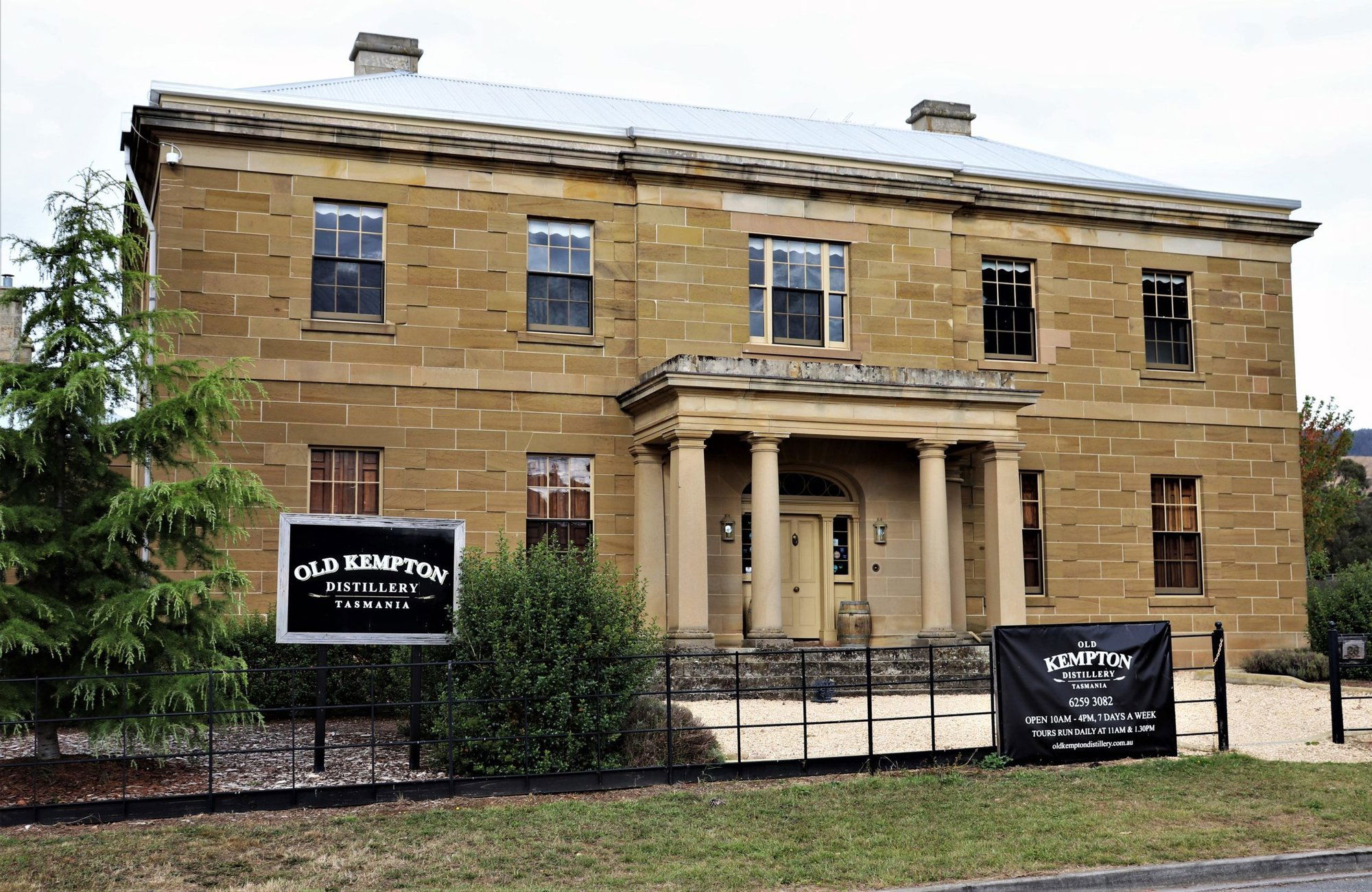 Old Kempton Distillery, Winery in Kempton