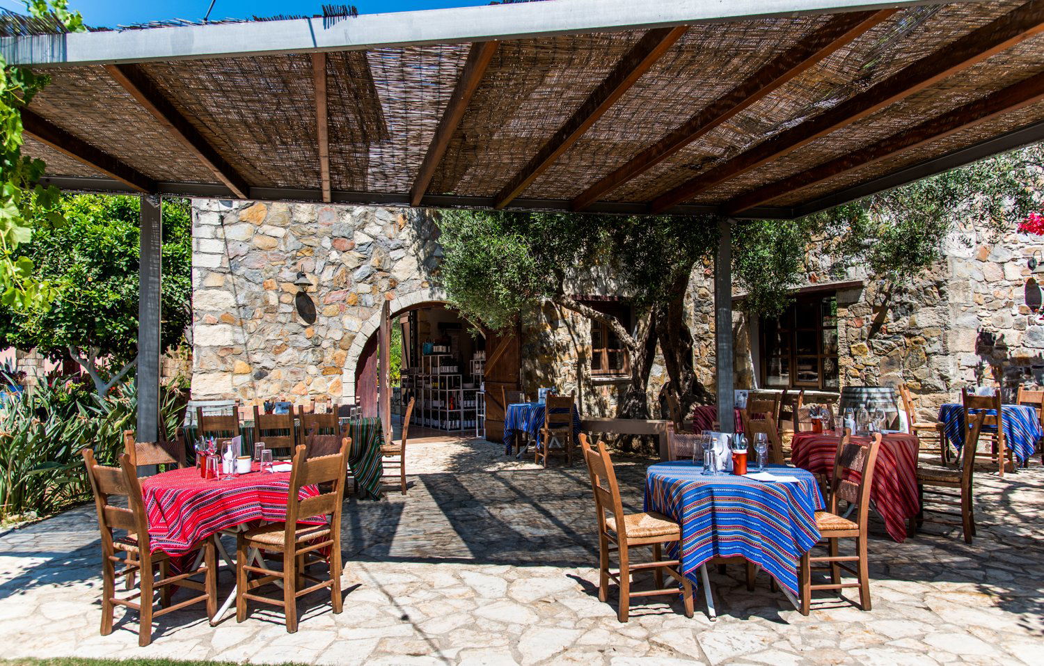 Manousakis Winery, Winery in Vatolakkos