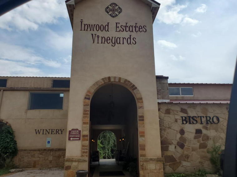 Inwood Estates Vineyards, Fredericksburg, United States