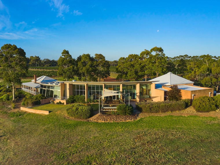 Evans & Tate, Margaret River, Australia