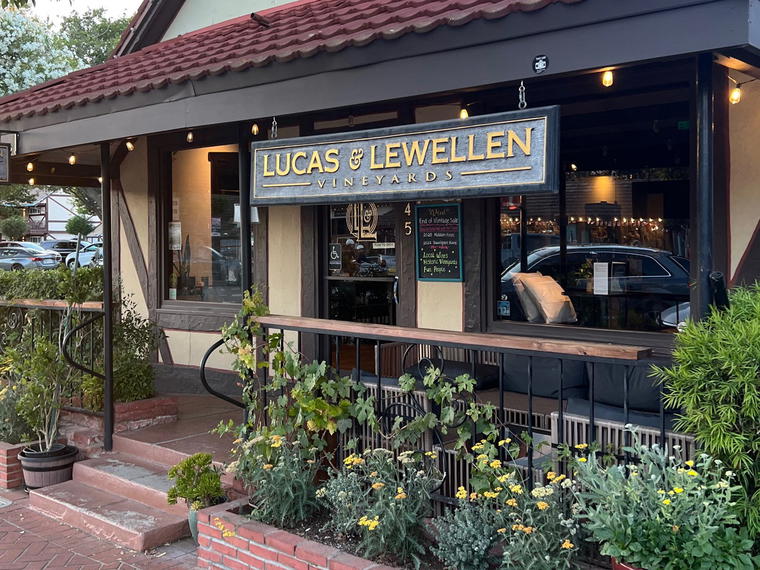 Lucas & Lewellen Vineyards, Solvang, United States