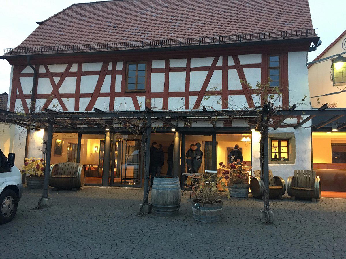 Weingut Bassermann-Jordan winery in Deidesheim