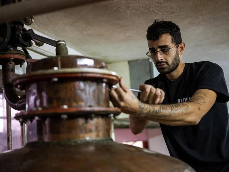 Distilleria Giovi, Valdina, Italy