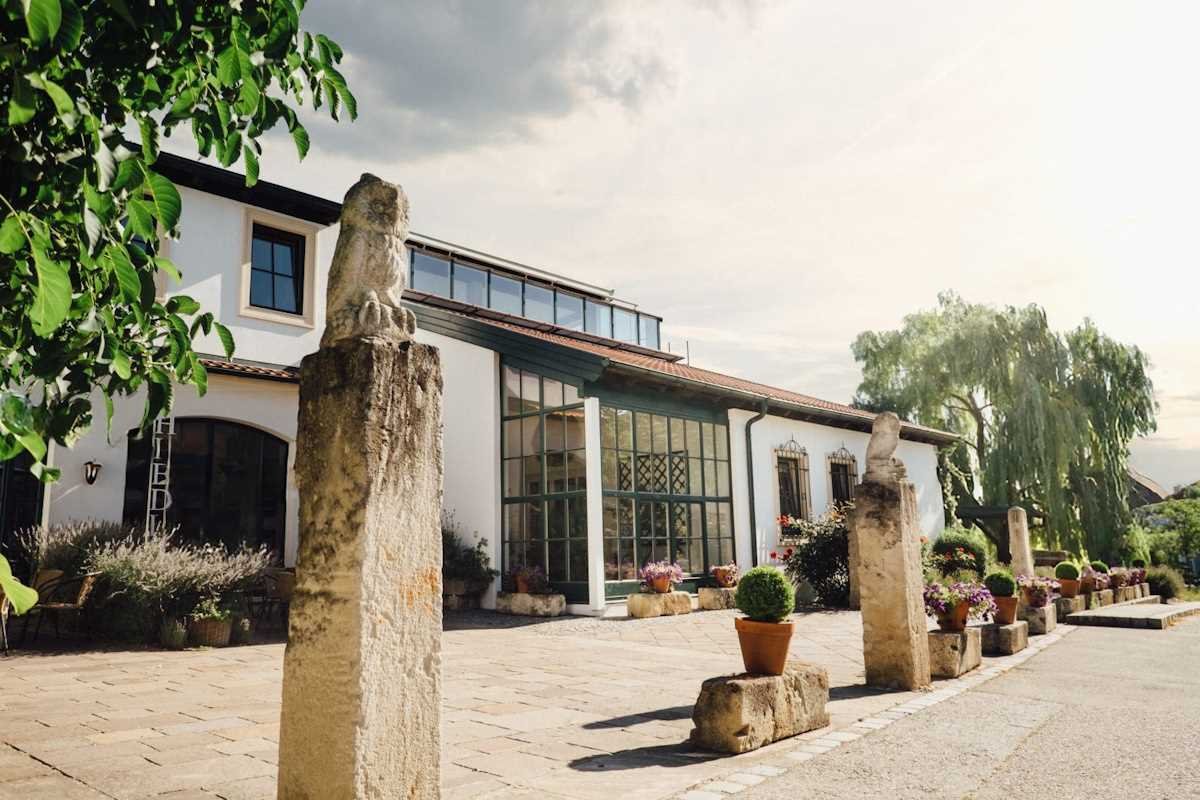Weingut Hiedler winery in Langenlois, Austria