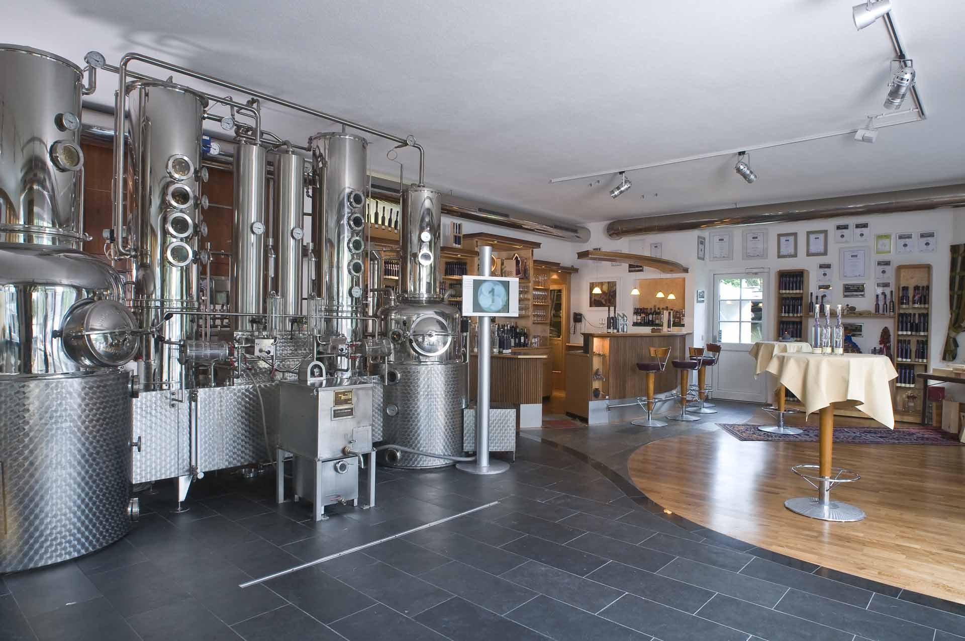 Oberhofer Distillery (Reschenhof), Winery in Mils