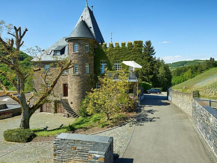 Weingut Reichsgraf von Kesselstatt, Trier, Germany