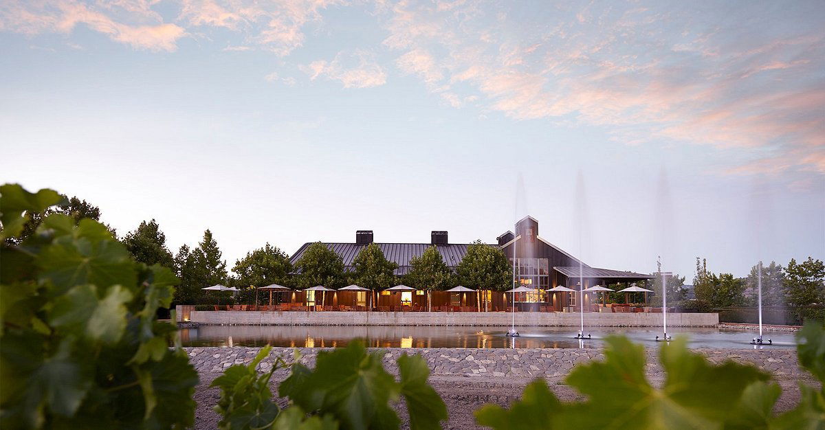 Alpha Omega Winery, Winery in Rutherford