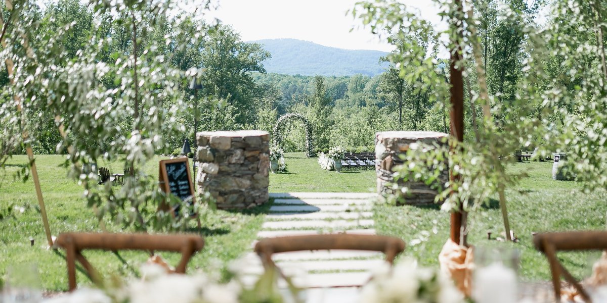 Eastwood Farm & Winery winery in Charlottesville, United States