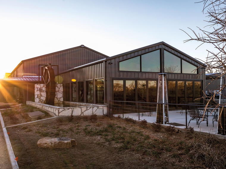Slate Mill Wine Collective, Fredericksburg, United States
