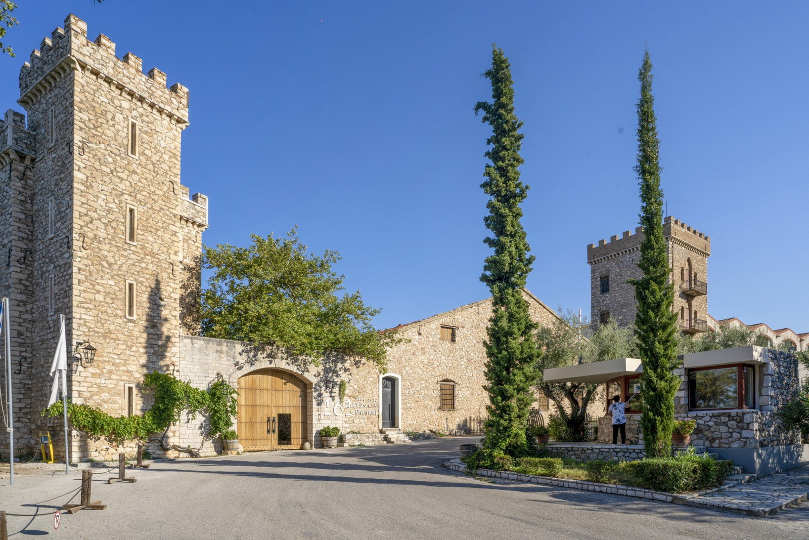 Achaia Clauss