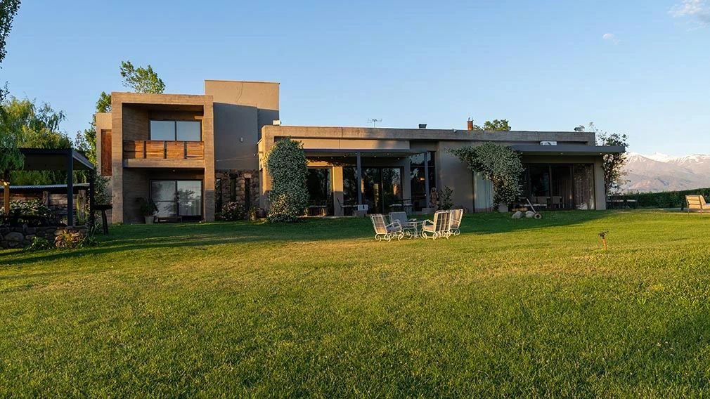 Bodega La Azul winery in Tunuyán, Argentina