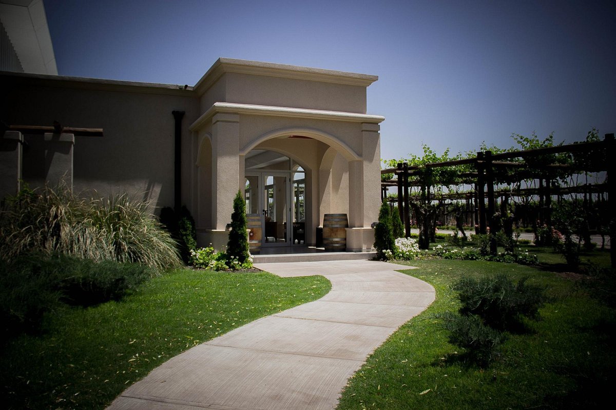 Finca Agostino winery in Maipú, Argentina