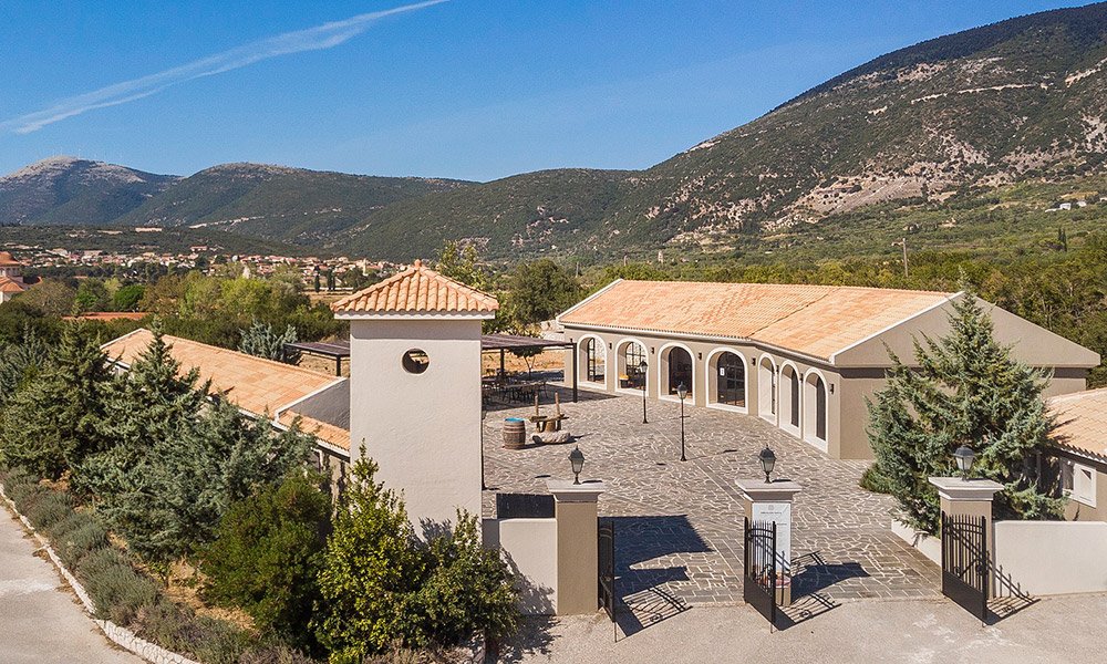 Orealios Gaea (Robola Coop), Cephalonia, Greece