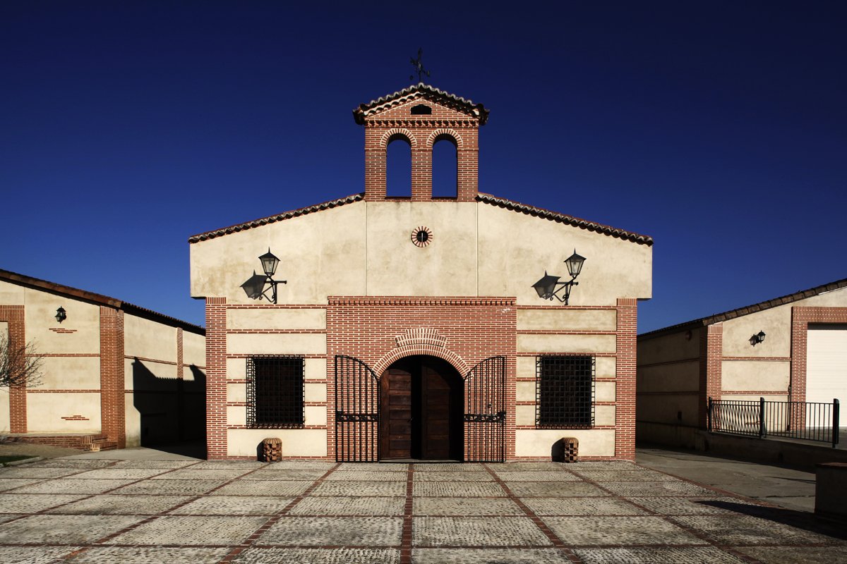 Numanthia winery in Valdefinjas