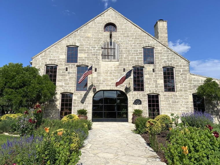 Becker Vineyards, Stonewall, United States