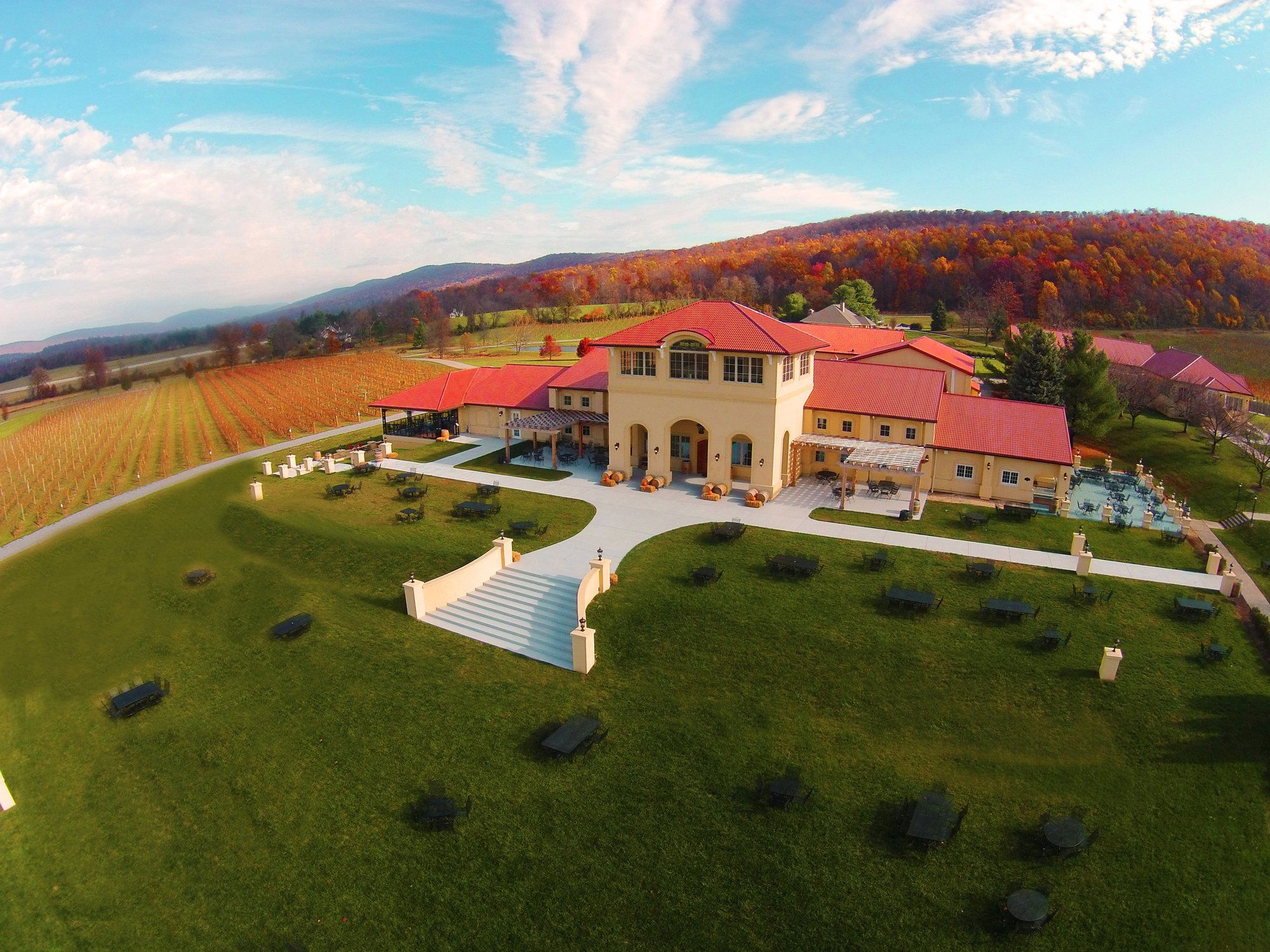 Breaux Vineyards, Winery in Purcellville