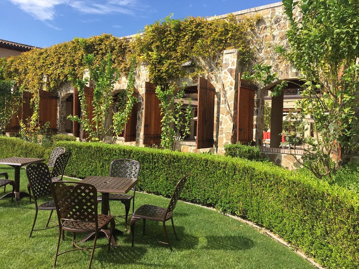 Jacuzzi Family Vineyards