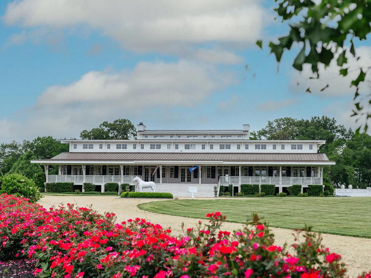 Upper Shirley Vineyards, Charles City, United States