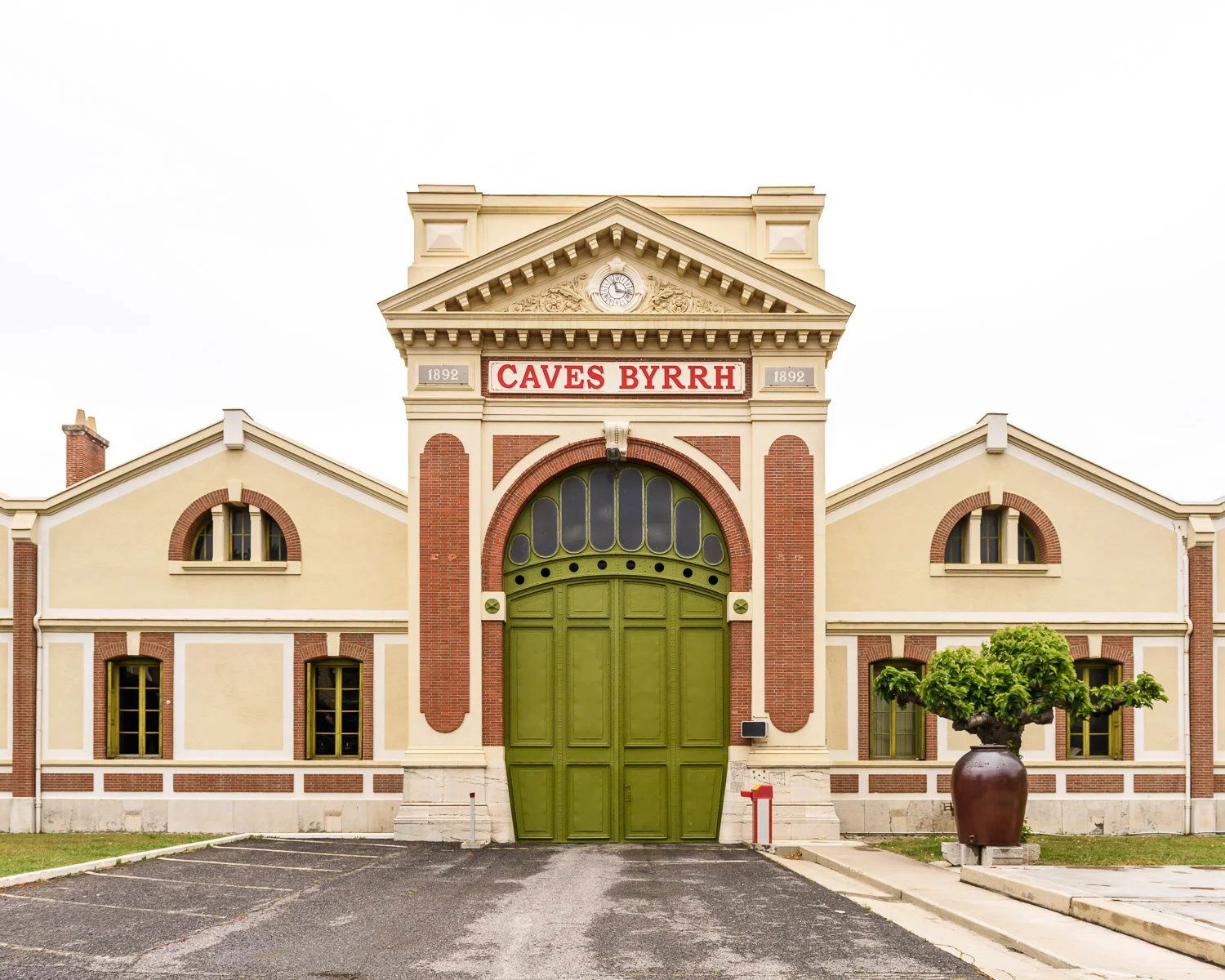 Pernod Absinthe, Winery in La Cluse-et-Mijoux