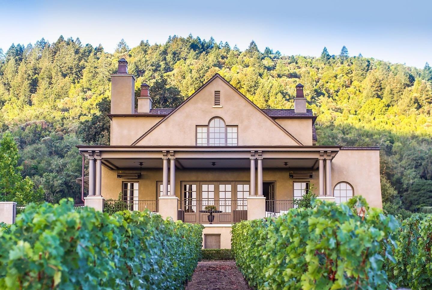 STAGLIN Family Vineyard winery in Rutherford, United States