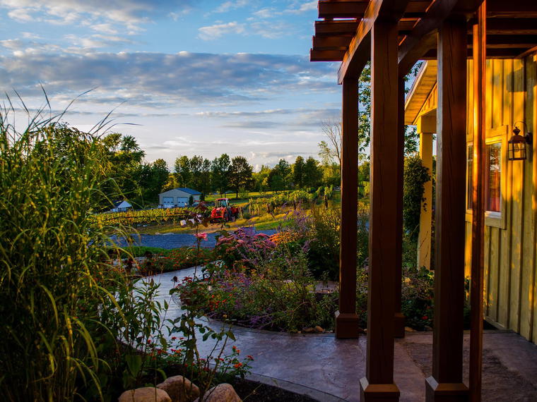 Heart & Hands Wine Company, Union Springs, United States
