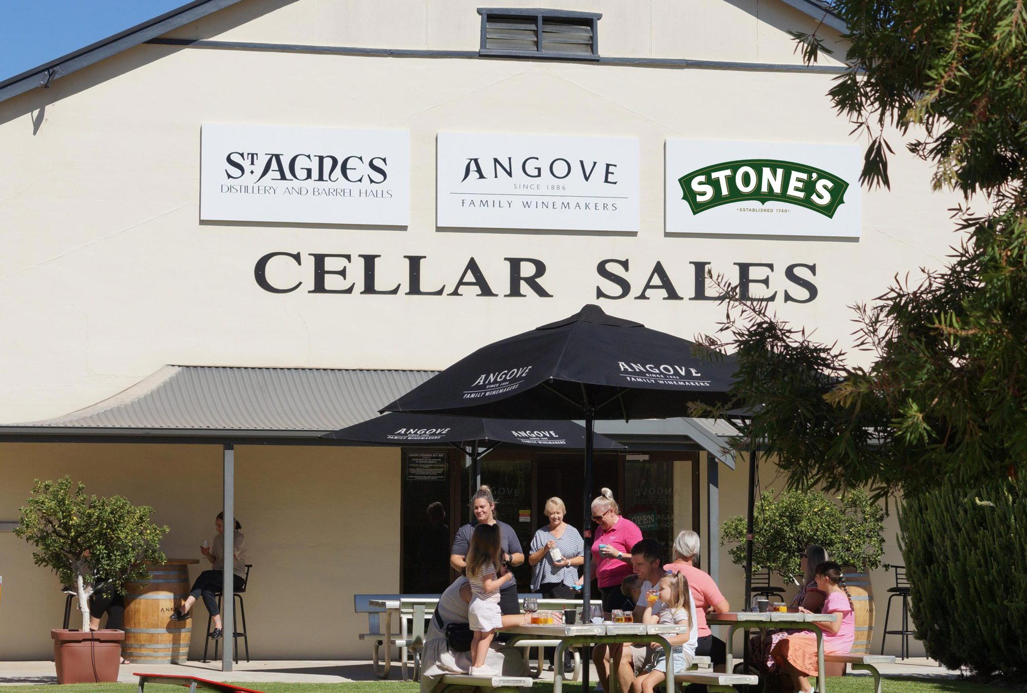 Angove Family Winemakers, Renmark, Australia