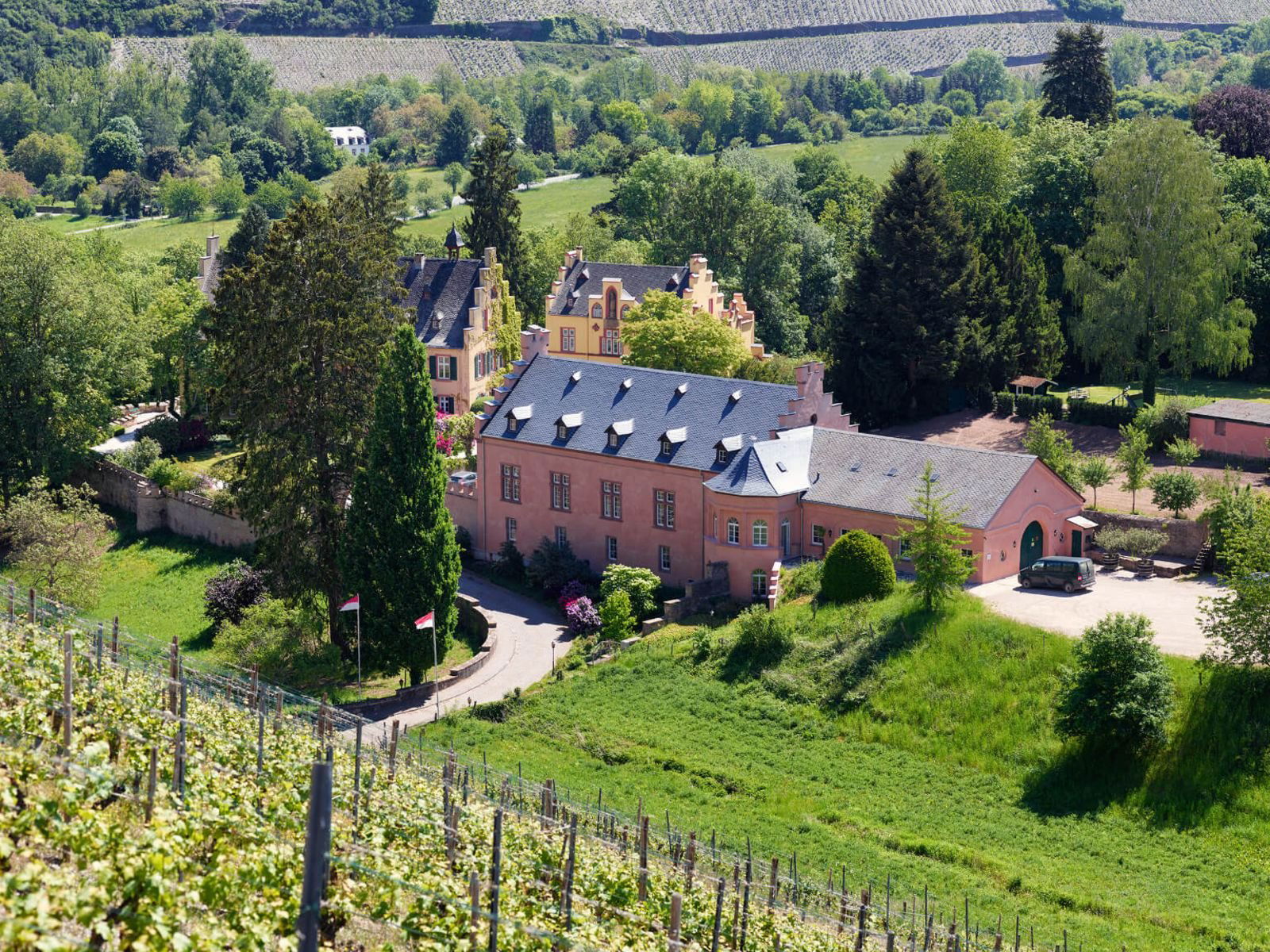 Weingut Maximin Grünhaus, Winery in Mertesdorf