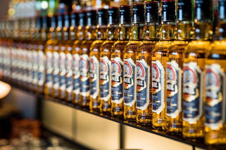 Linie Aquavit, Winery in Gjelleråsen