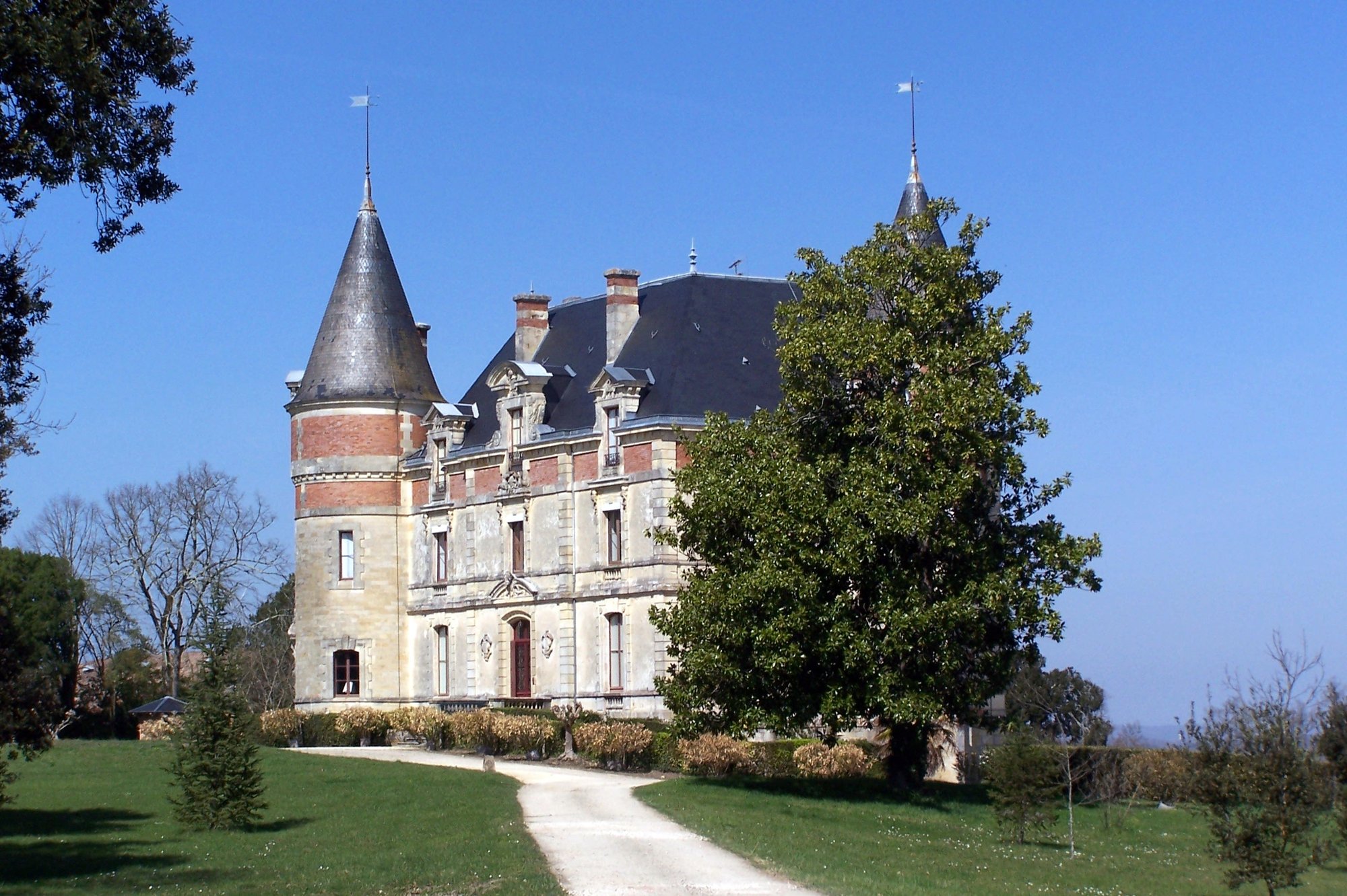 Château Rayne-Vigneau winery in Bommes, France