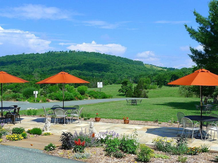 Jefferson Vineyards, Charlottesville, United States