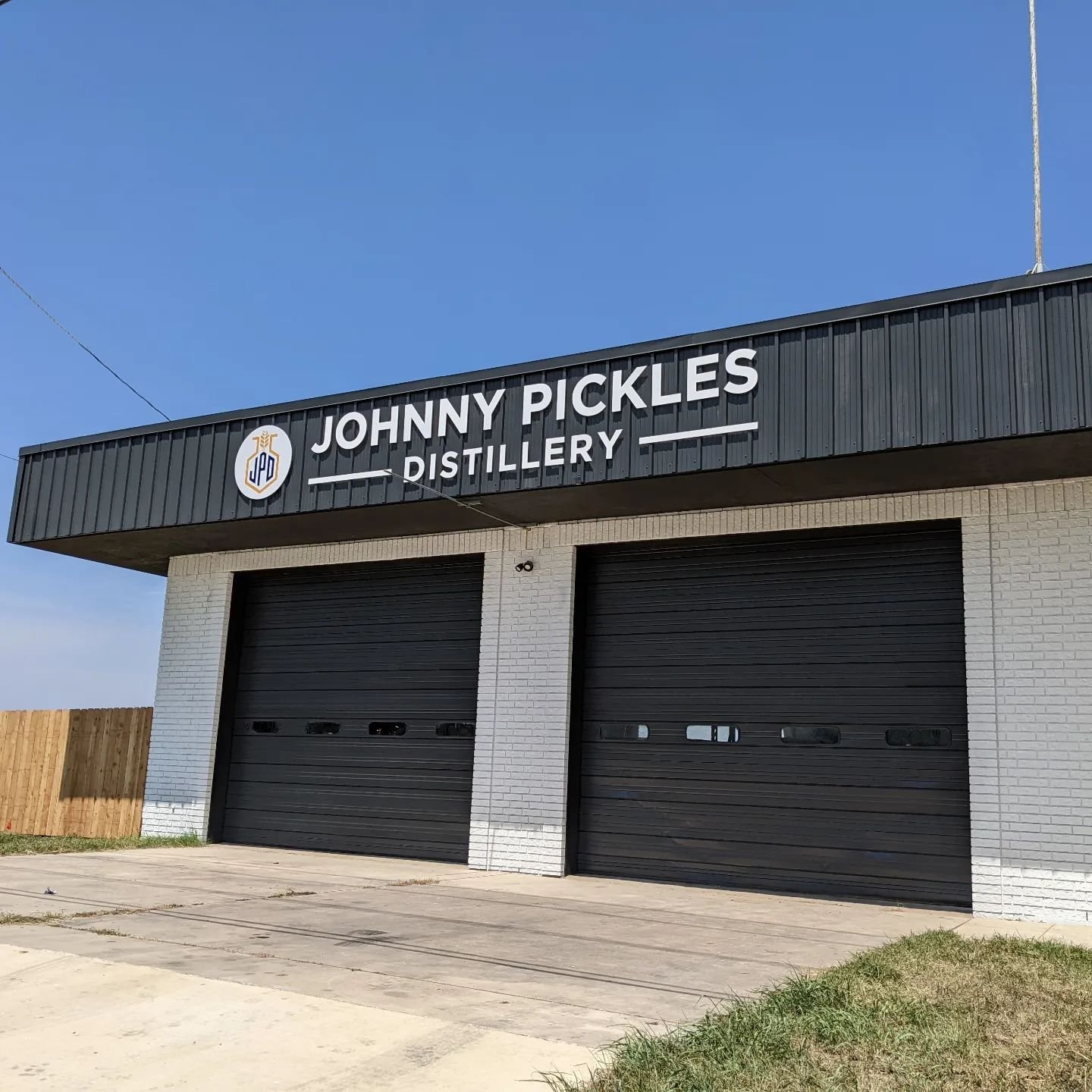 Johnny Pickles Distillery, Seguin, United States