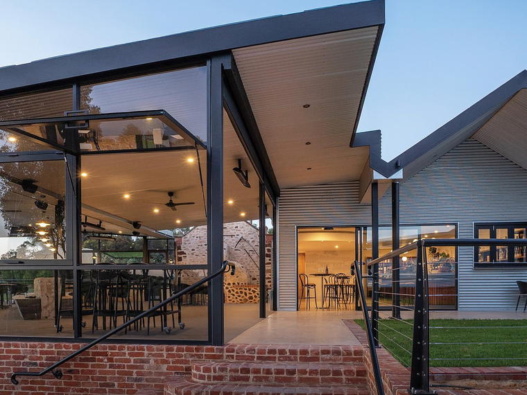 Oliver's Taranga, McLaren Vale, Australia